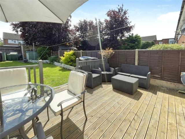2 bed house for sale