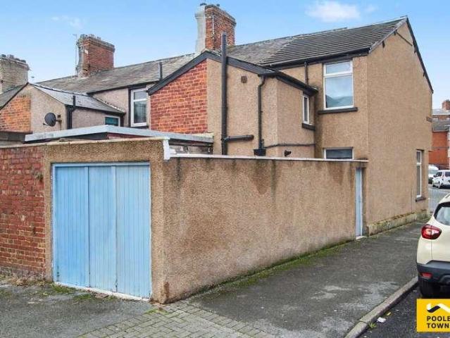 2 bed house for sale
