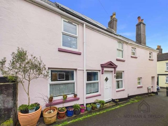 2 bed house for sale