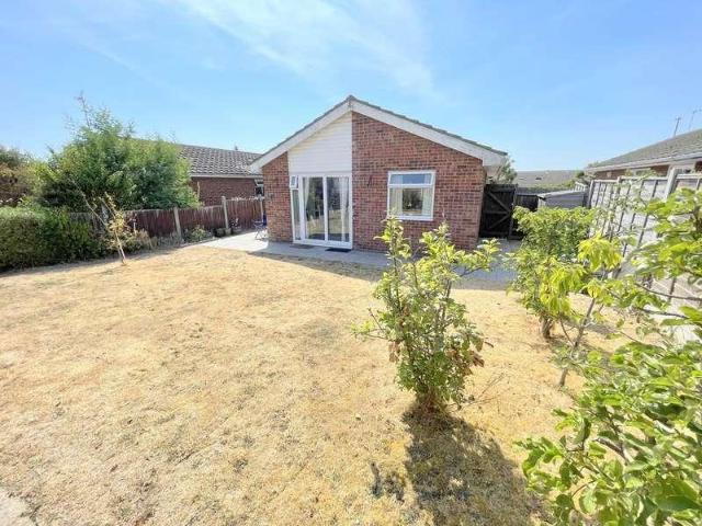 2 bed house for sale