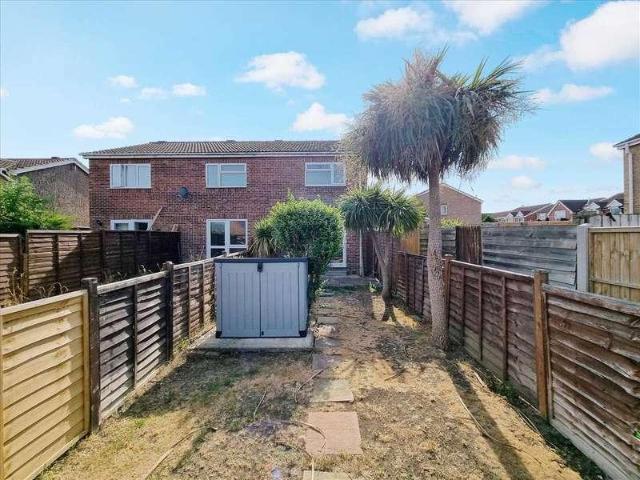 2 bed house for sale
