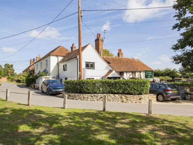 2 bed house for sale