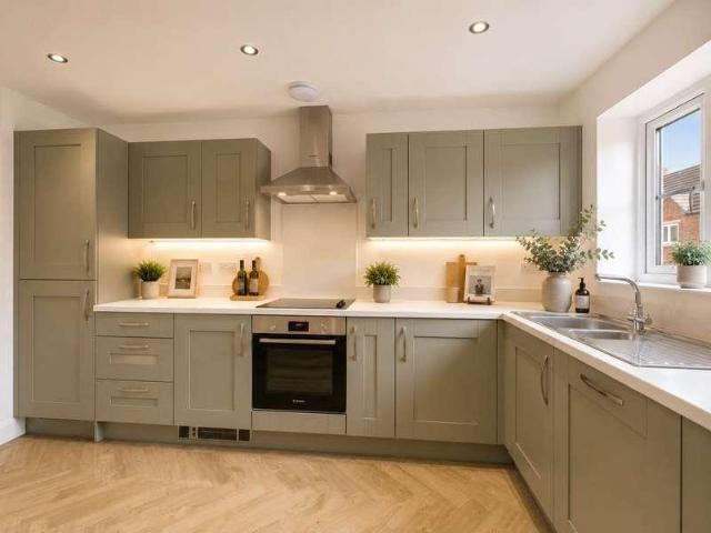 2 bed house for sale