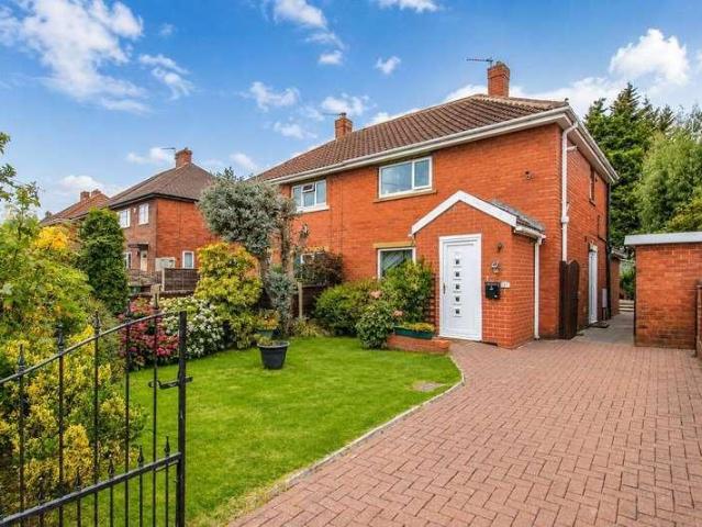 2 bed house for sale
