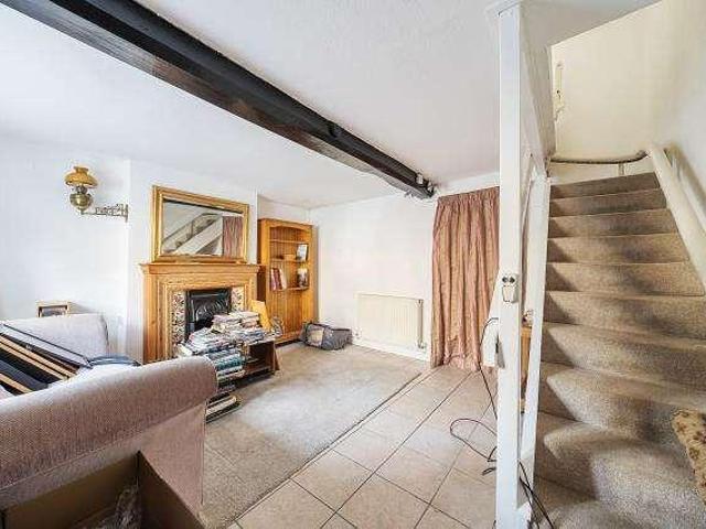 2 bed house for sale