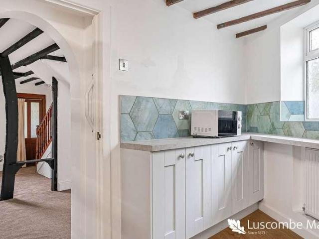 2 bed house for sale