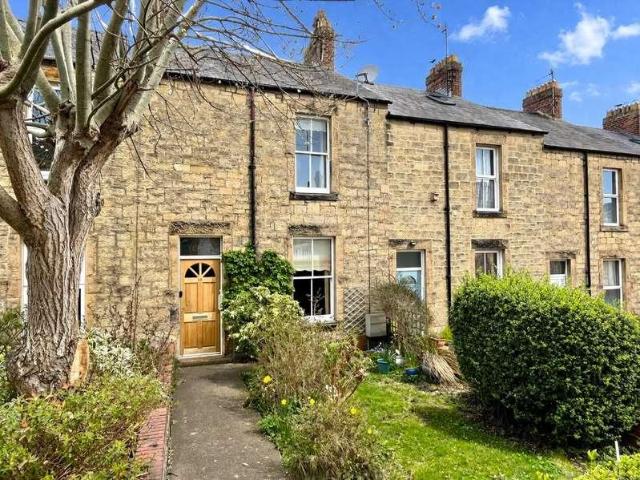 2 bed house for sale