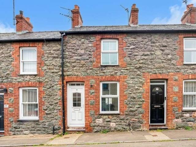 2 bed house for sale
