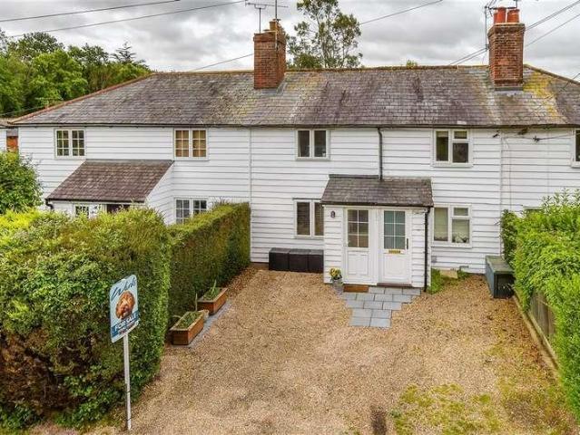 2 bed house for sale