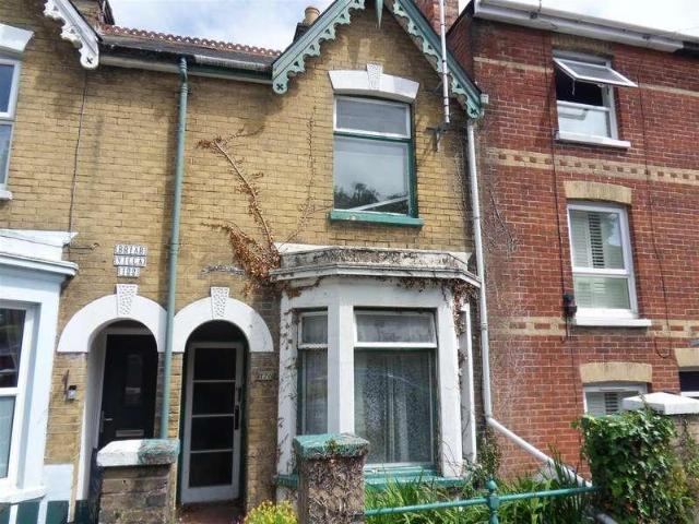 2 bed house for sale