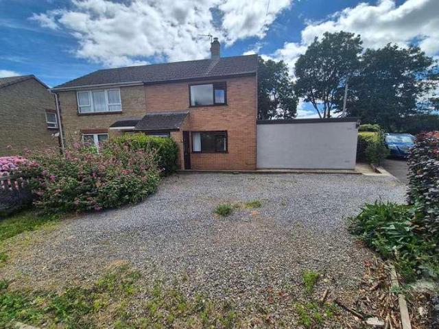 2 bed house for sale