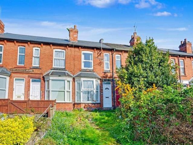 2 bed house for sale