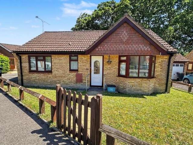 2 bed house for sale
