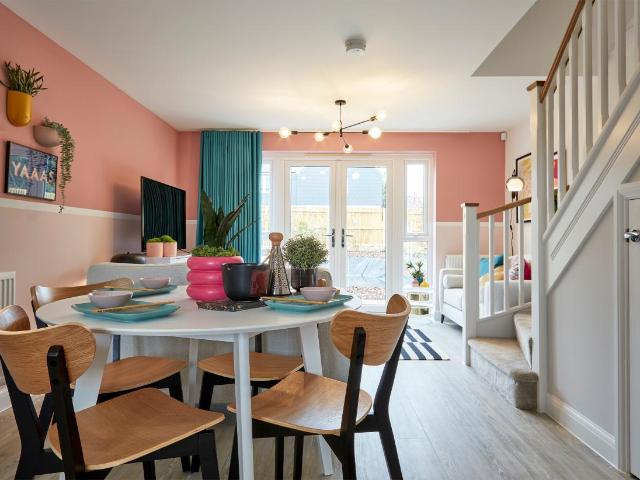 2 bed house for sale