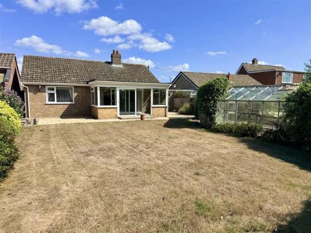 2 bed house for sale