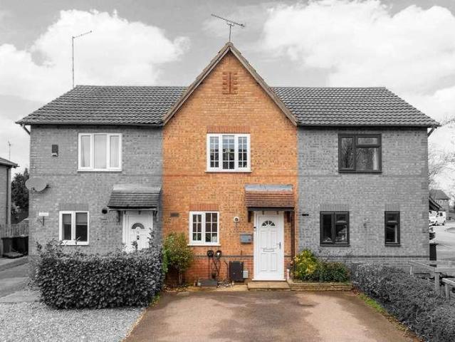 2 bed house for sale