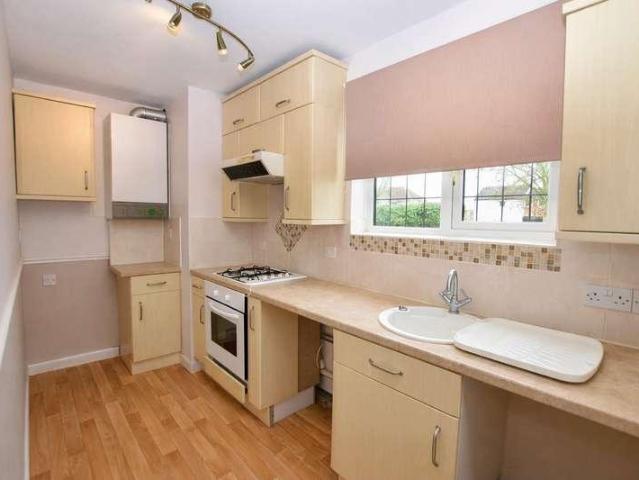2 bed house for sale