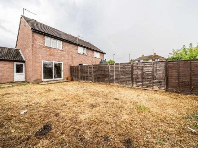 2 bed house for sale