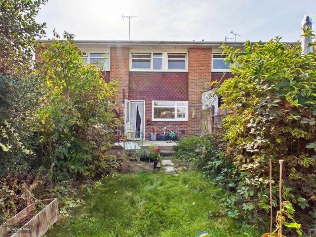 2 bed house for sale