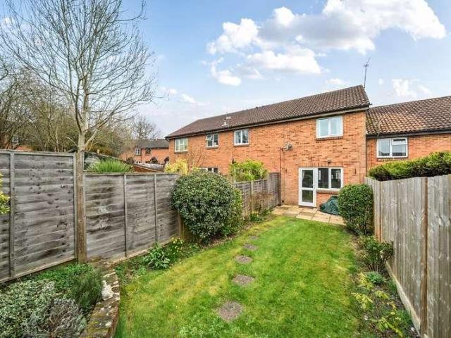 2 bed house for sale