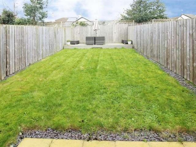 2 bed house for sale
