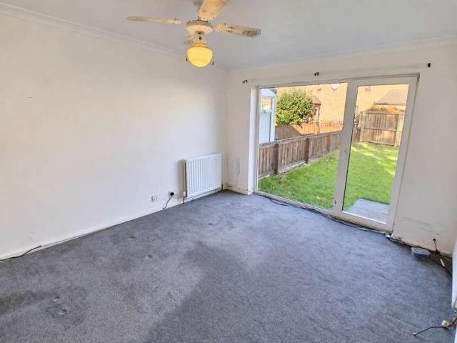 2 bed house for sale