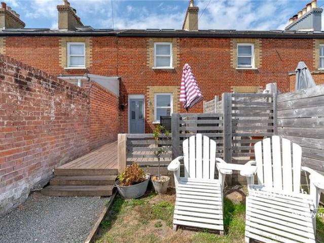 2 bed house for sale