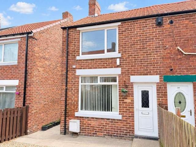 2 bed house for sale