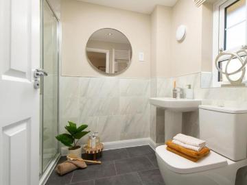 2 bed house for sale