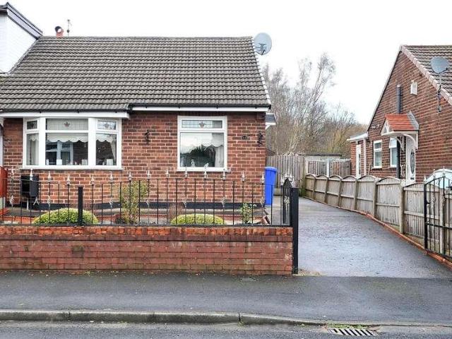 2 bed house for sale