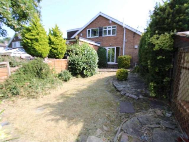 2 bed house for sale