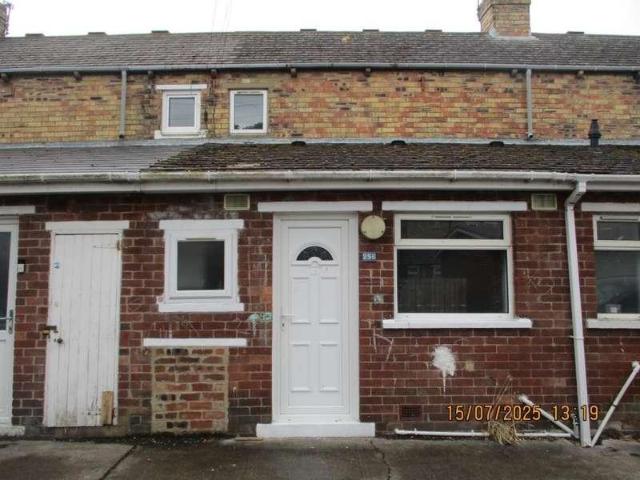 2 bed house for sale