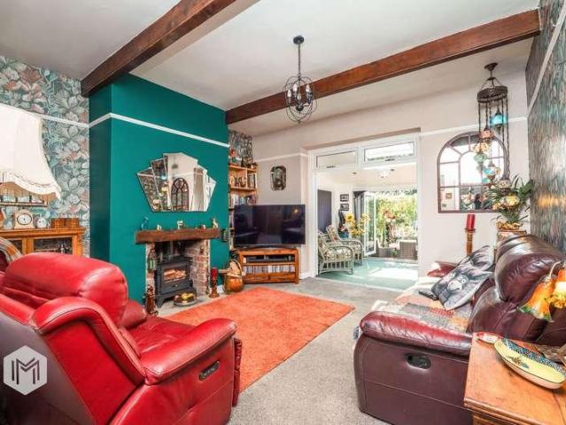2 bed house for sale