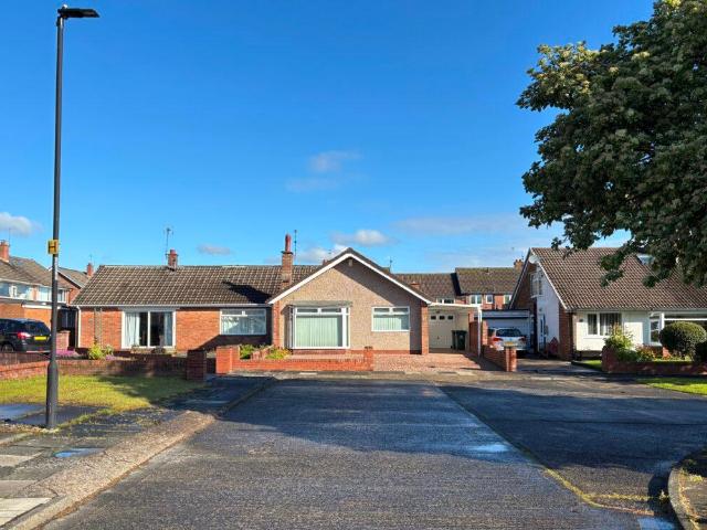 2 bed house for sale