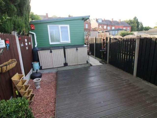 2 bed house for sale