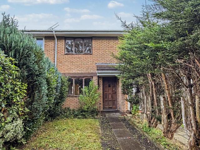 2 bed house for sale