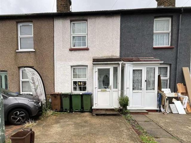 2 bed house for sale