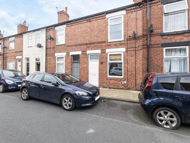 2 bed house for sale