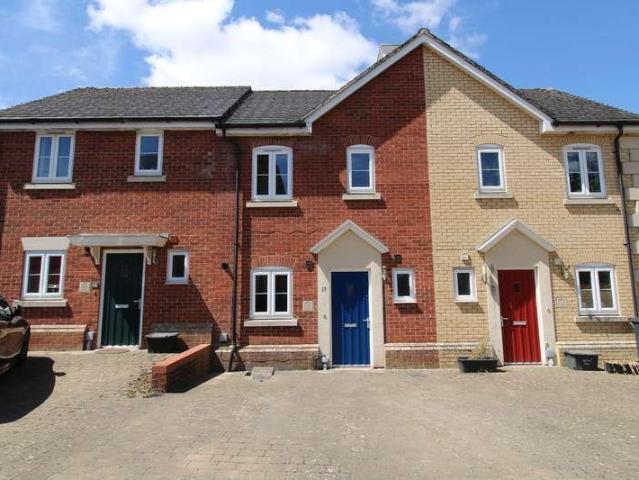 2 bed house for sale