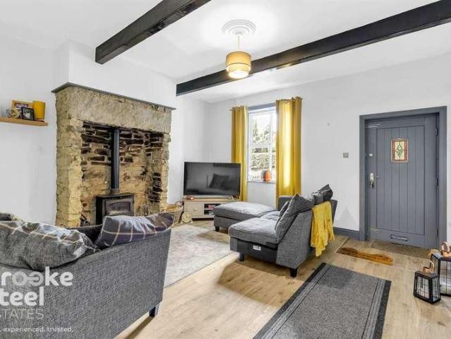 2 bed house for sale