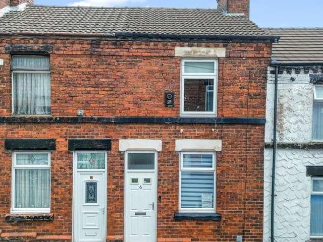 2 bed house for sale