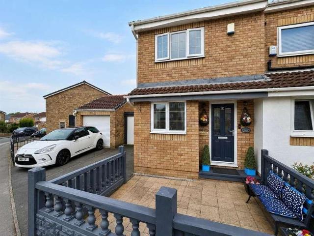 2 bed house for sale