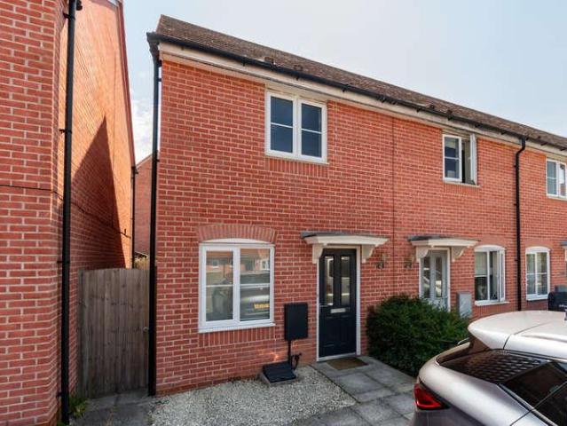 2 bed house for sale