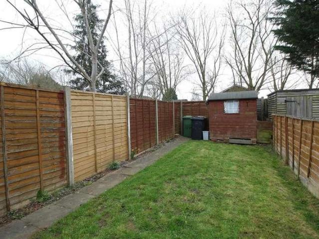 2 bed house for sale