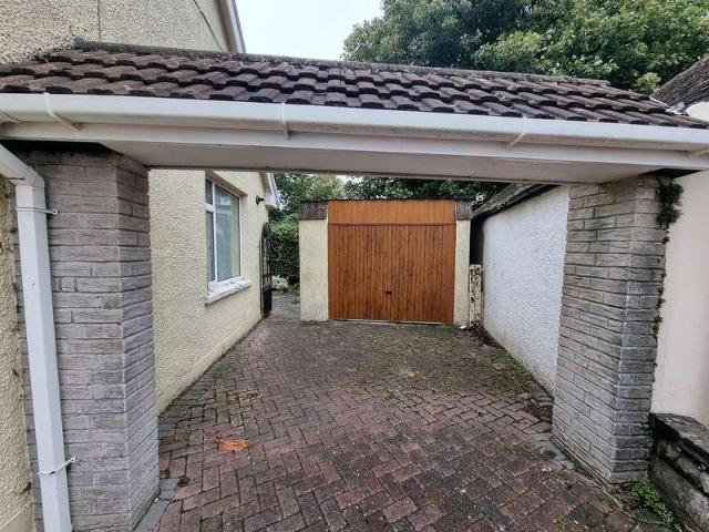 2 bed house for sale