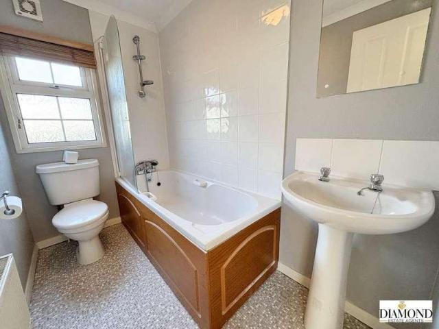 2 bed house for sale