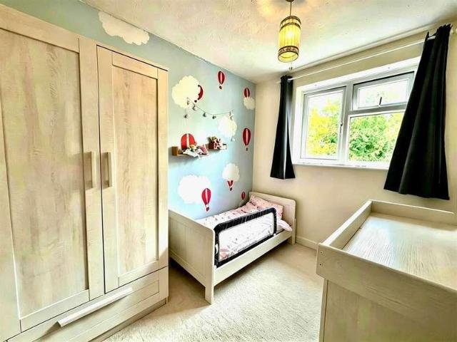 2 bed house for sale