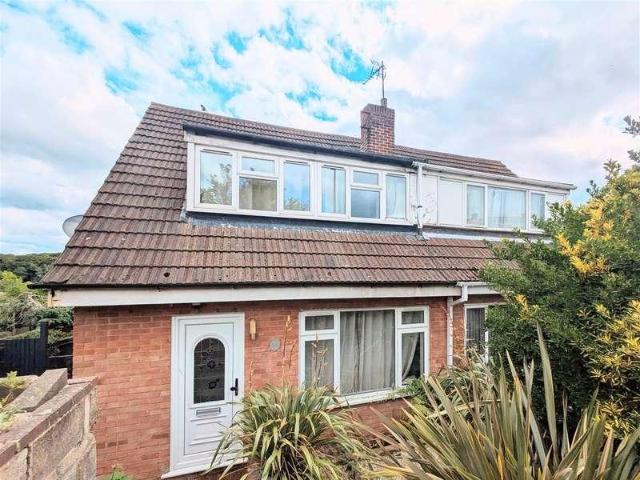 2 bed house for sale