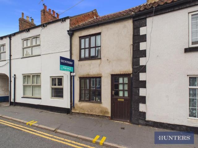 2 bed house for sale