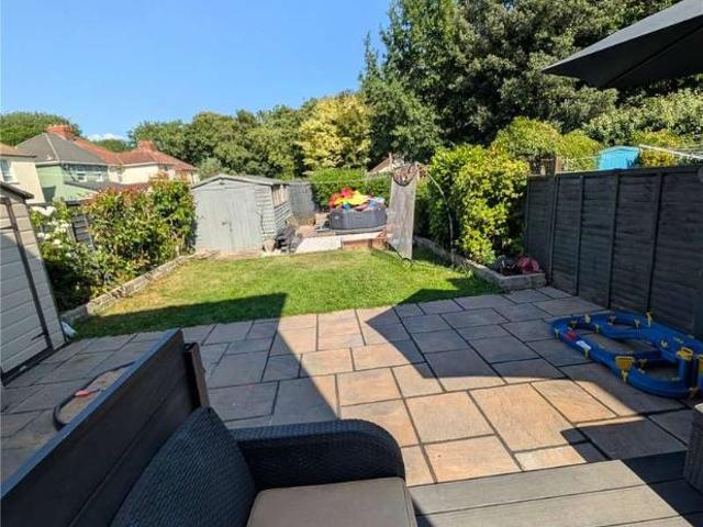 2 bed house for sale